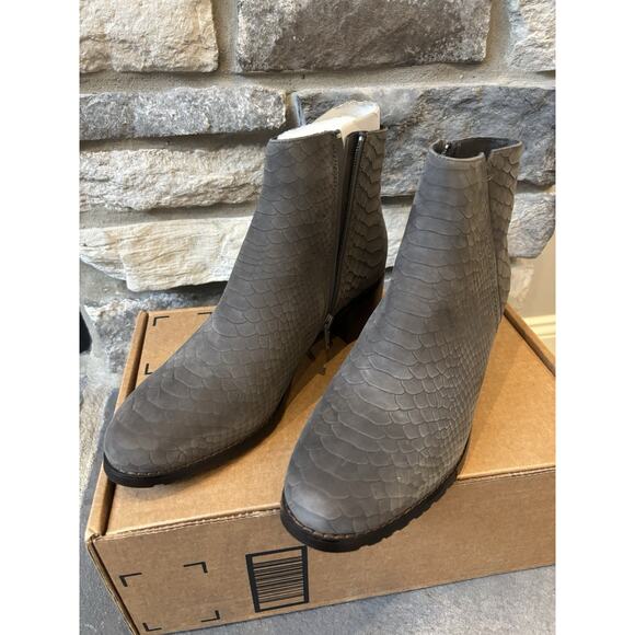 New Vaneli Udette Boots Gray Snake Effect Women's Size US 9.5N - Picture 4 of 6